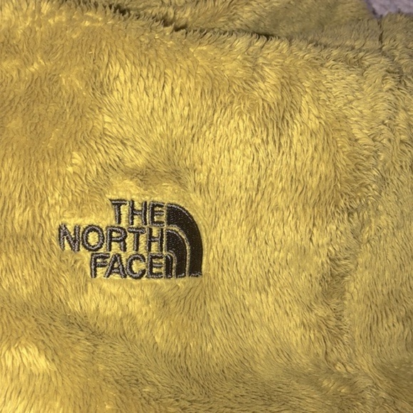 The North Face green fuzzy jacket size medium with pockets - Picture 8 of 11
